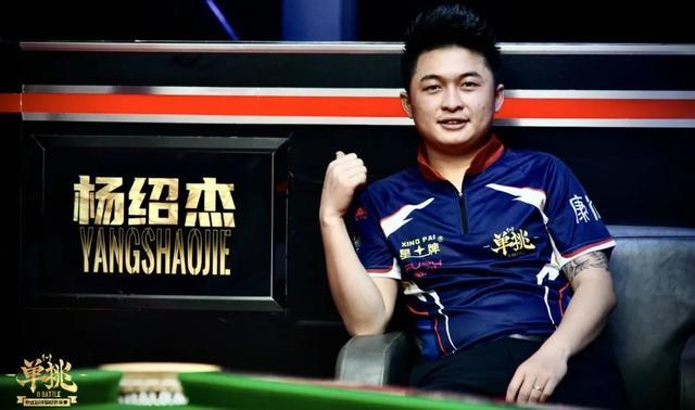 作为对比 作为对比